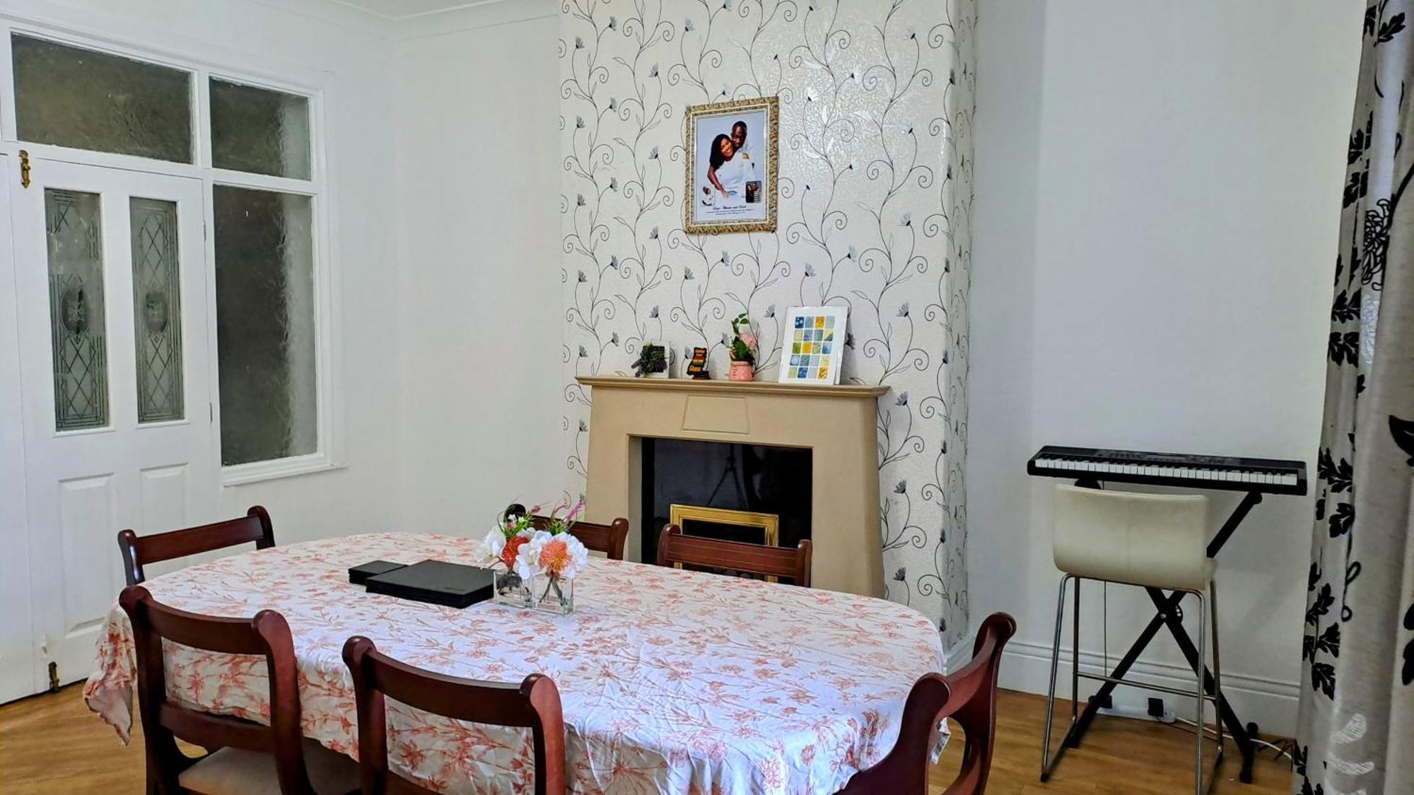 Mc Suites Newcastle Upon Tyne Esterno foto
